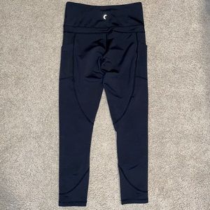 Zyia Black Pocket Light n Tight Hi-Rise 7/8 24" (Size 6-8)